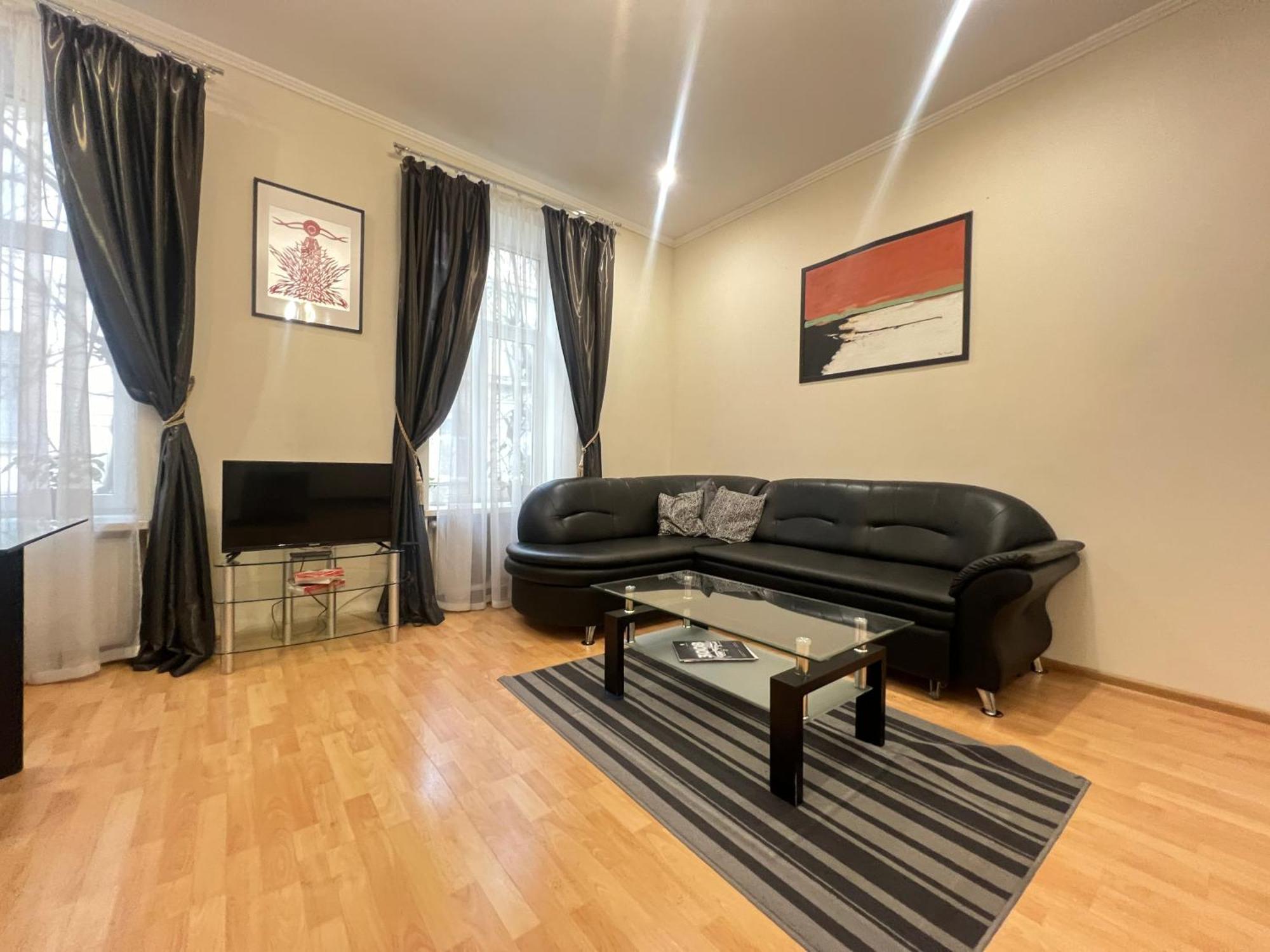 Apartments On Skoryka Str Львов Экстерьер фото