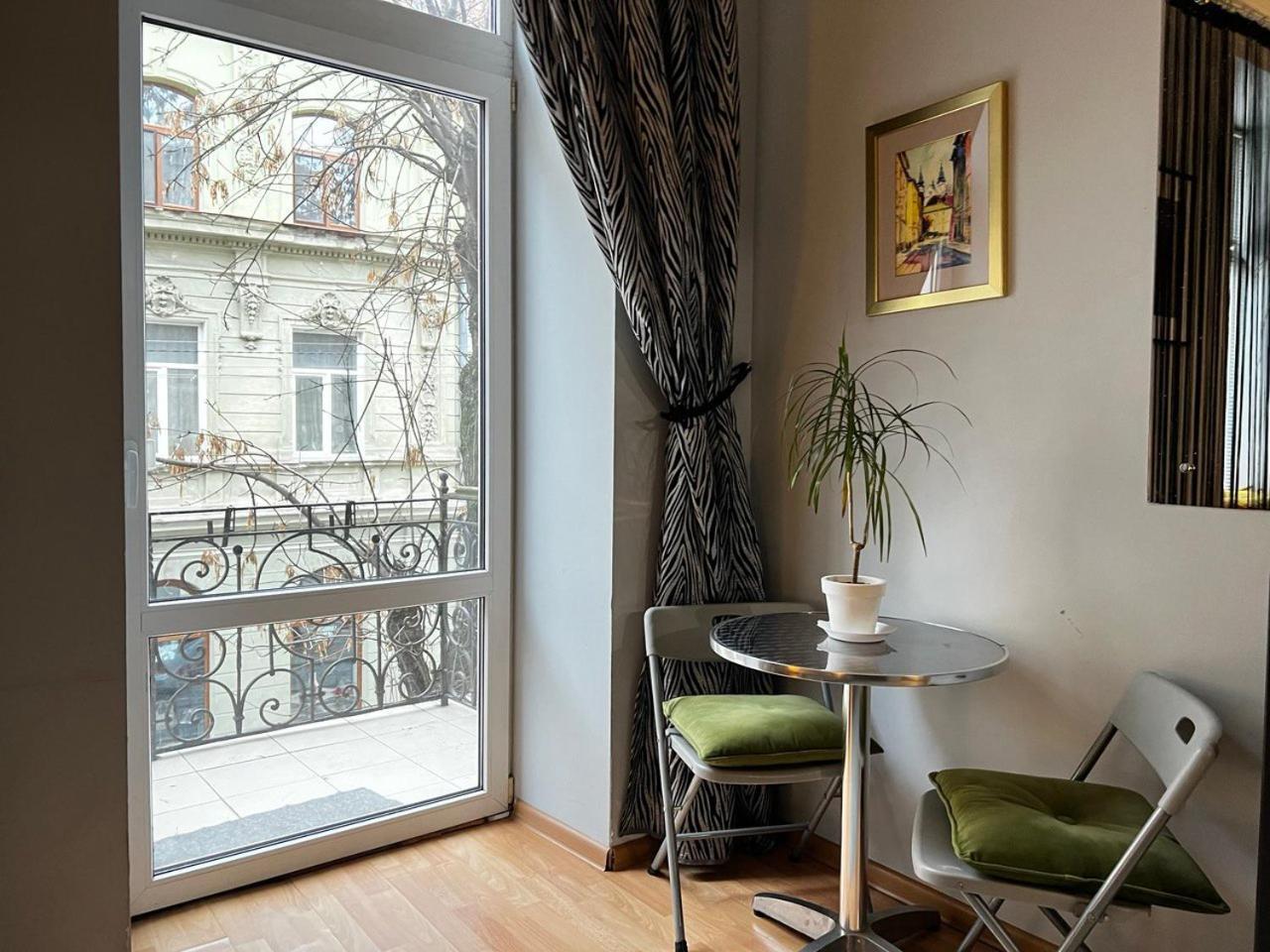 Apartments On Skoryka Str Львов Экстерьер фото