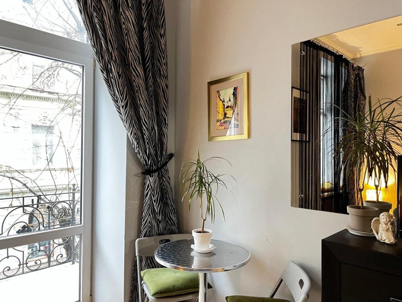 Apartments On Skoryka Str Львов Экстерьер фото