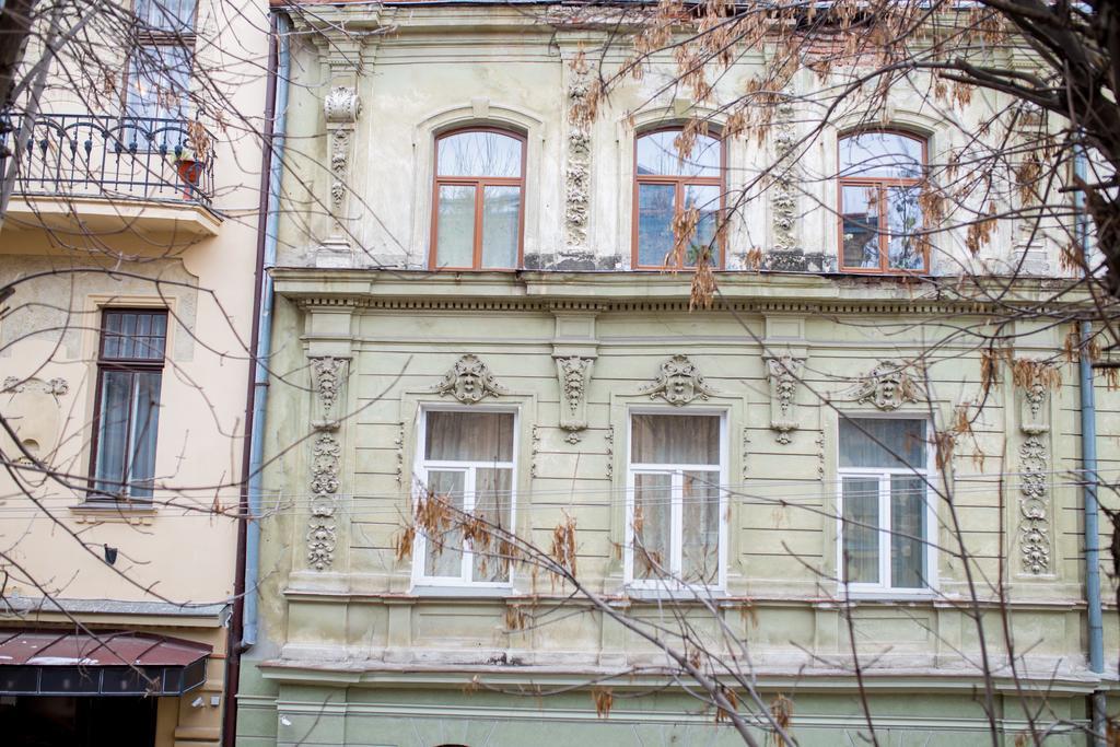 Apartments On Skoryka Str Львов Экстерьер фото